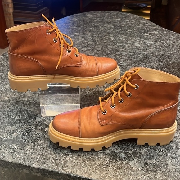 Tod\'s Sz 10 Lace-Up Ankle Lug Chukka Boots main image 6